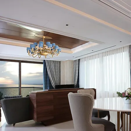 Royal Suites Apartment Nea Moudania