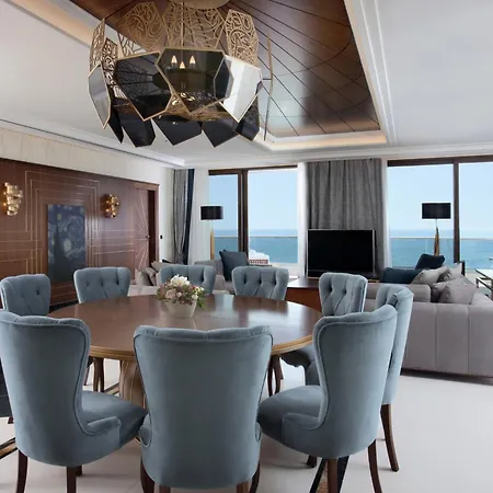 Apartment Royal Suites